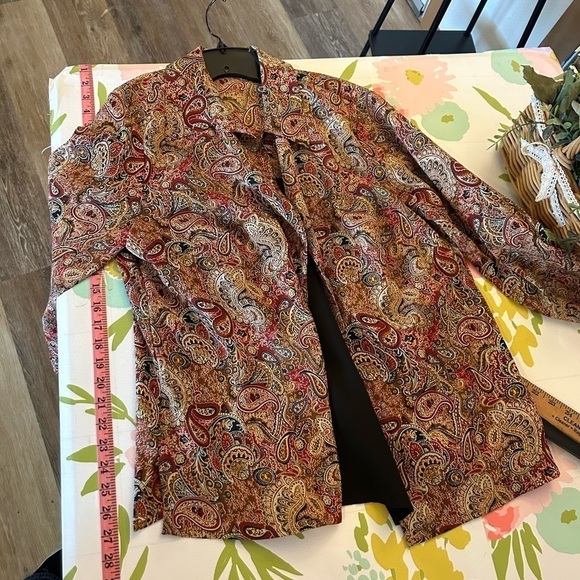 Women's 1X Blouse Notations Woman Long Sleeves Button Down Paisley Print blouse - Picture 8 of 10